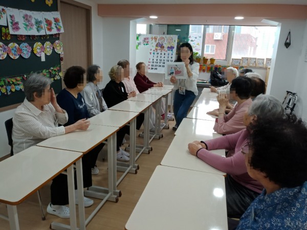 885ddee4ac2956f88e1e62c6f1e2b774_1759122