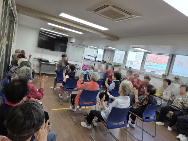 f969a2fa6942c8d26ce55a2d45eec086_1759129