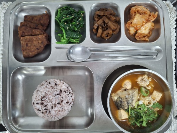 71f7646f4d0bfc26b5f5e2326ed7a809_1761552