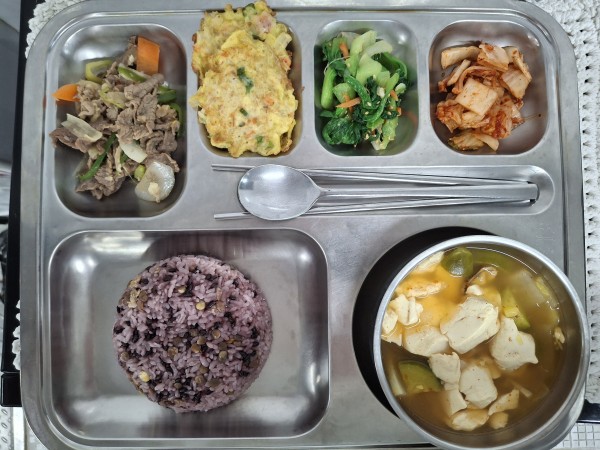 fe4b54011fe34f063213ee9dc9e367f9_1766468