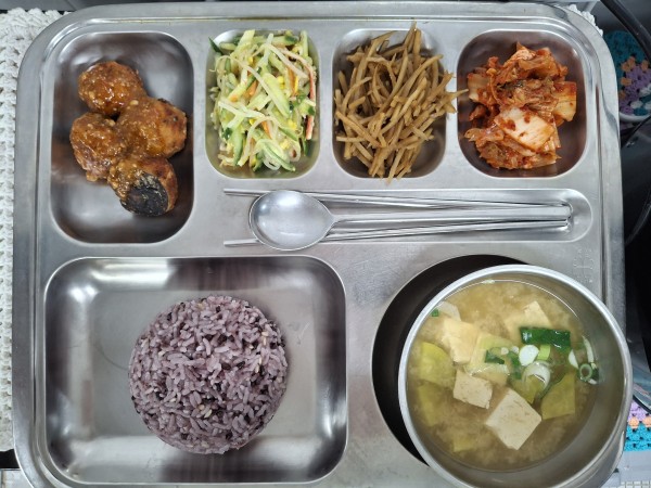 882e25224e6dc3a1fc3b024bce19e560_1768281